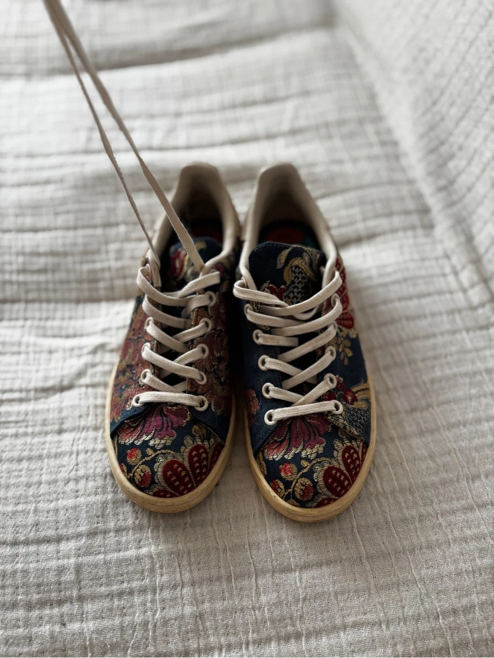 Rare adidas jacquard Navy Floral Embroidered Sneakers Pharrell Williams